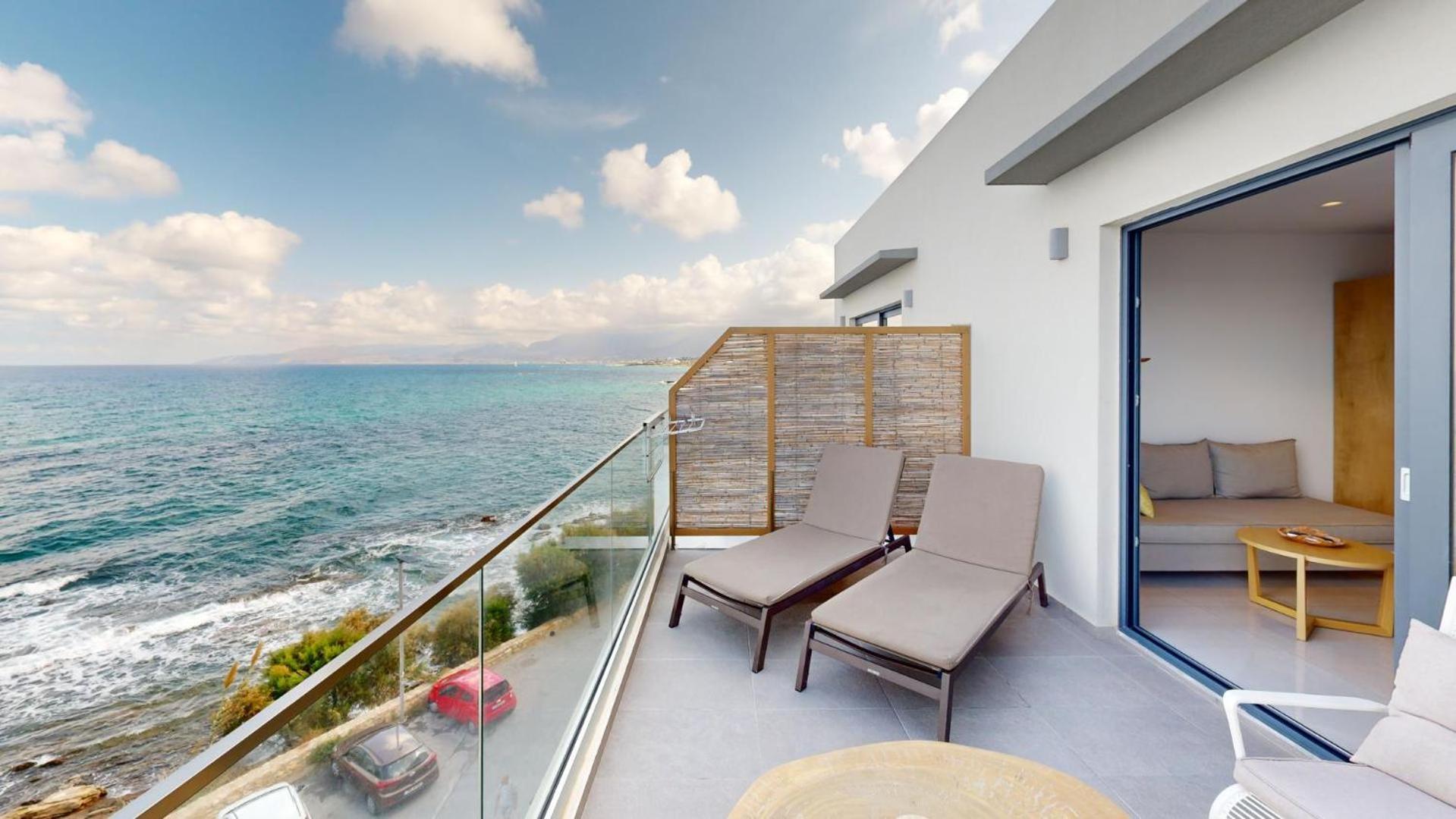 Maritime Suites Херсонісос Екстер'єр фото